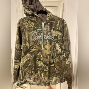 Cabellas hooded sweatshirt